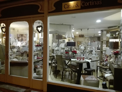 Casa & Cortinas Puigcerdà Casa & Cortinas Puigcerdà