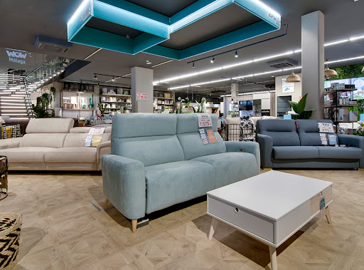Wow Málaga. Style&Home by Mubak. Muebles y decoracion. HomeStaging. Málaga